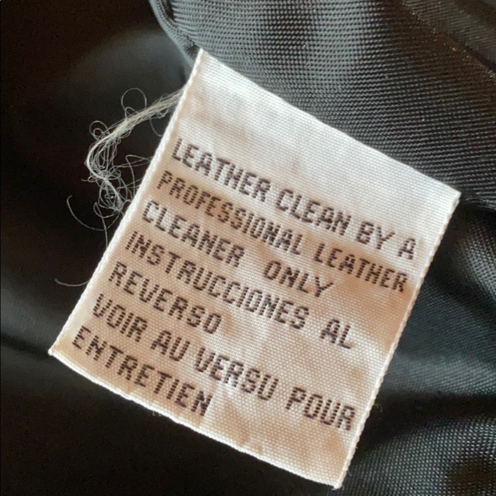 Leather jacket - Picture 2 of 6